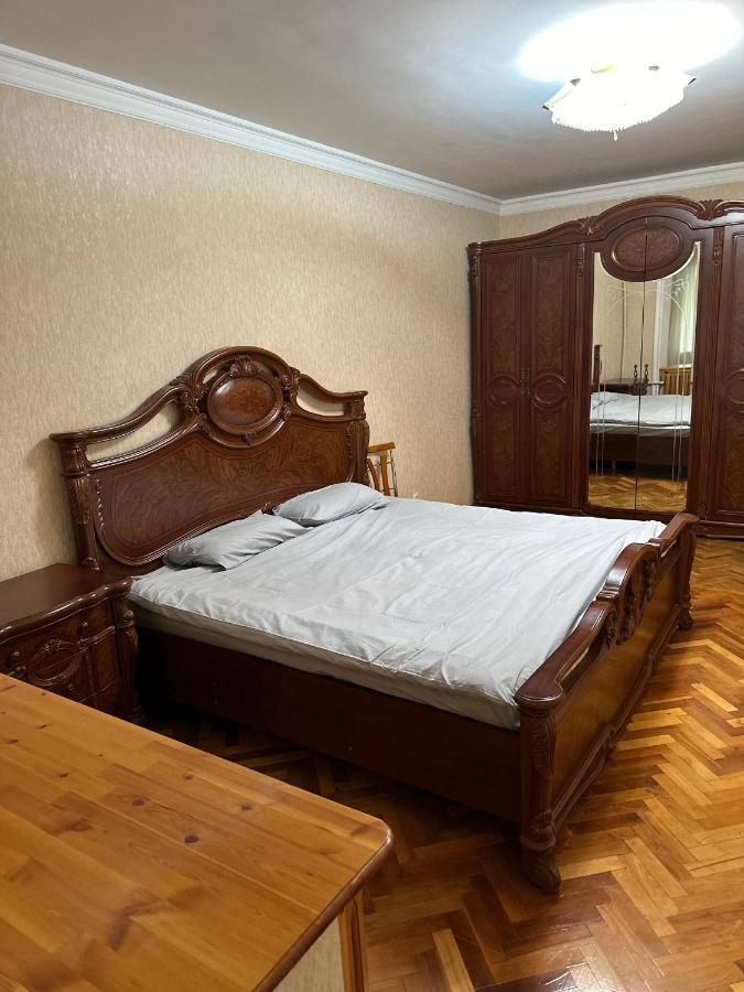 Апартаменты У Парка Голубые Купола И Цум Apartments At Blue Dome Park Tashkent Esterno foto