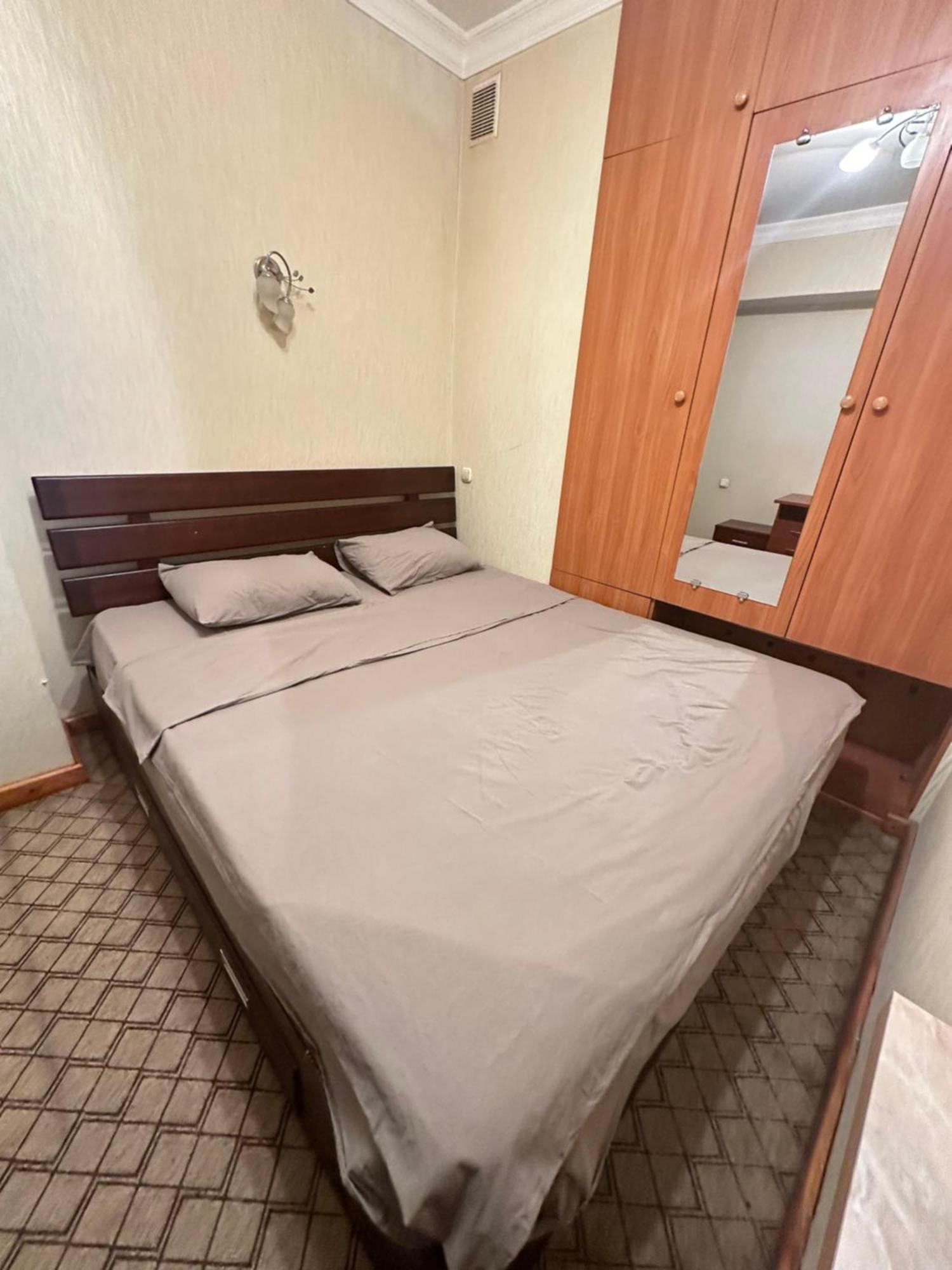 Апартаменты У Парка Голубые Купола И Цум Apartments At Blue Dome Park Tashkent Esterno foto